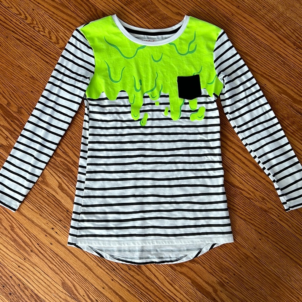 Halloween Shirt Size L. NWOT